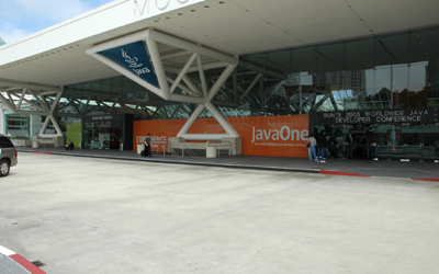 JavaOne会場前