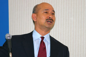 同社 執行役員 グローバル・サービス統括本部長 アルバート・ラパーズ氏