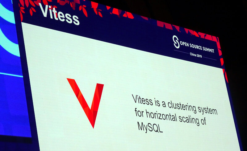 VitessはYouTubeが開発した並列的MySQLクラスタリングのためのソフトウェア