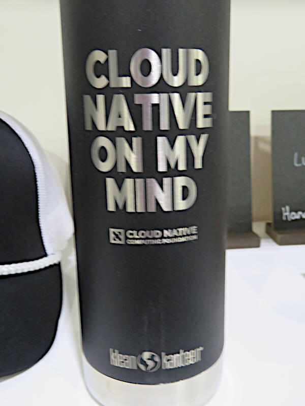 ジョージアにちなんだボトル。元ネタは「Georgia on my mind♪」