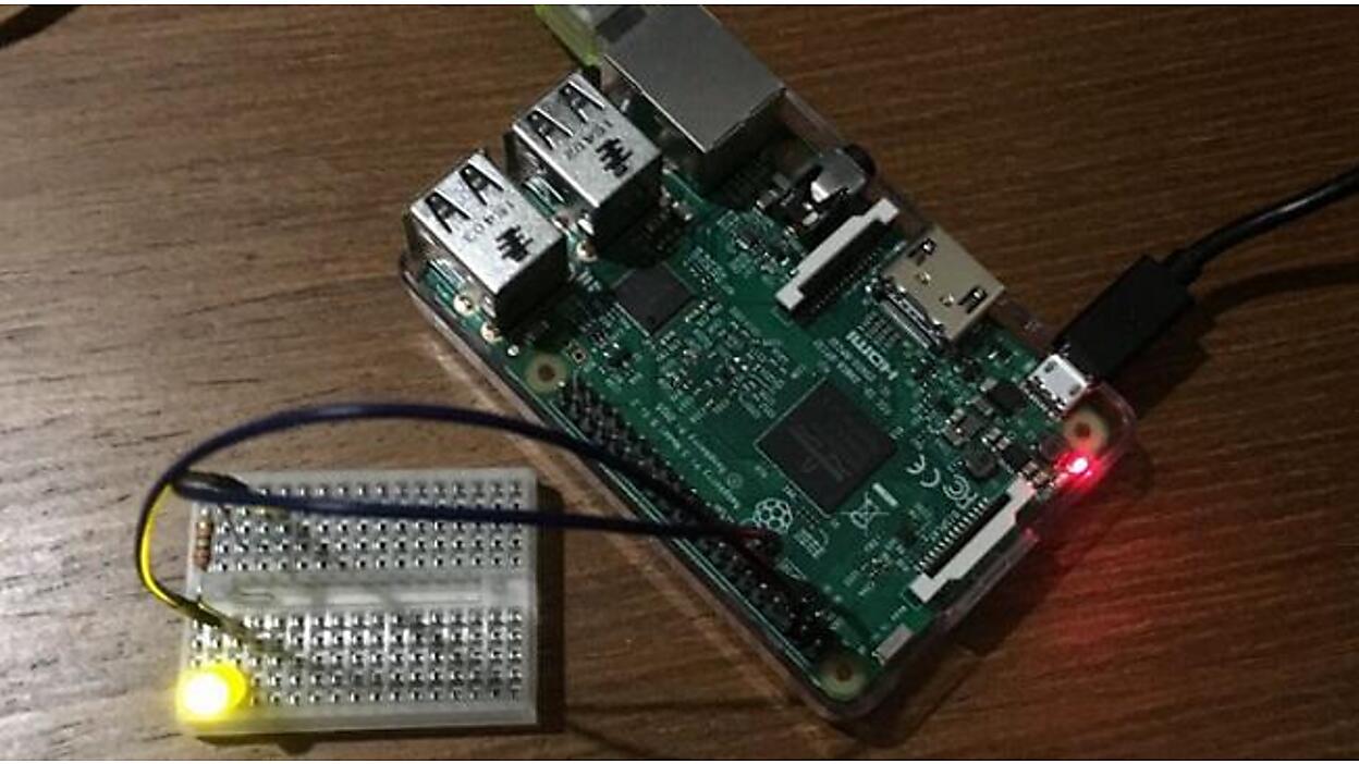 VNC環境とRaspberry Piで簡単電子工作(1) | 一番やさしい！ 大人のため