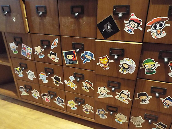 OctoCatのノベルティを置いてあるOctoShop。シールは取り放題