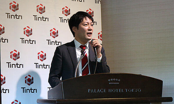 データ保護の新機能を発表するSE部マネージャーの八木下氏