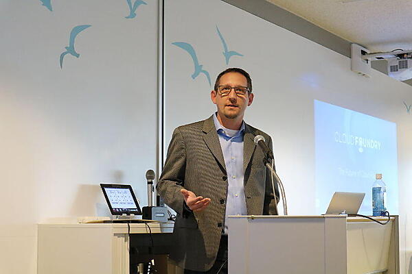 プレゼンテーションを行うCTOのChilders氏