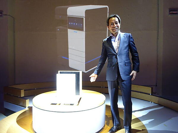 ワークプレイスハブとCEOの山名氏