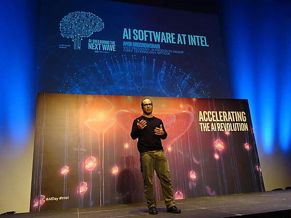 AI GroupのCTO、Khosrowshahi氏