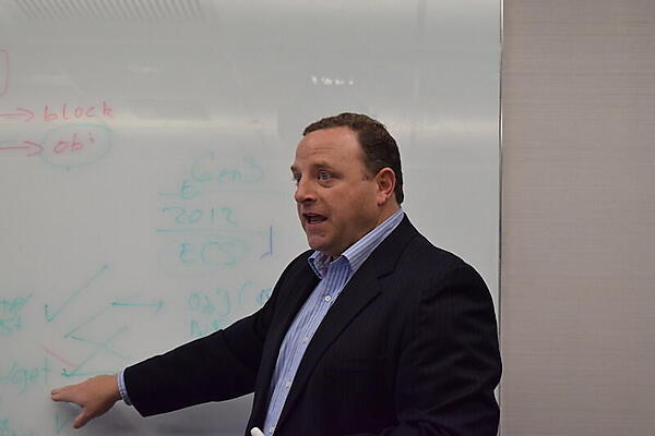 ECSの担当Senior Director、Chris Arangio氏