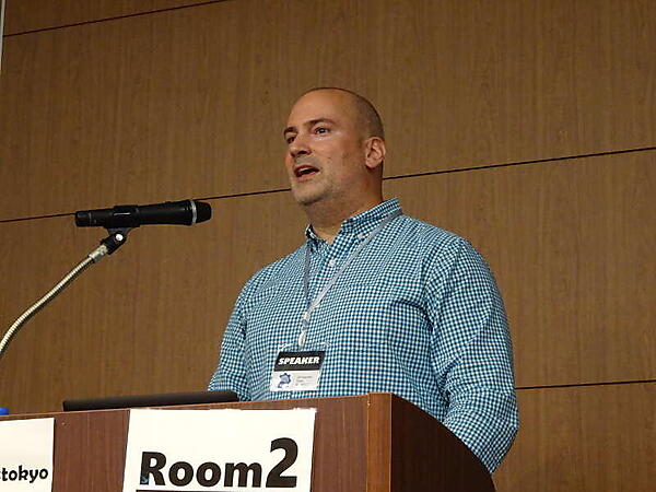 PivotalのZach Brown氏