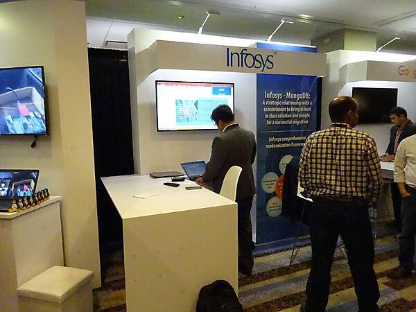 パートナー・オブ・ザ・イヤーのInfosysは展示ブースにも出展