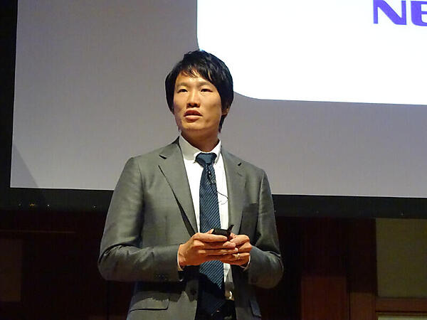 プレゼンテーションを行うソラコムの玉川氏