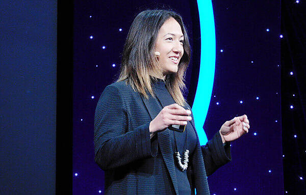 登壇するMiju Han氏