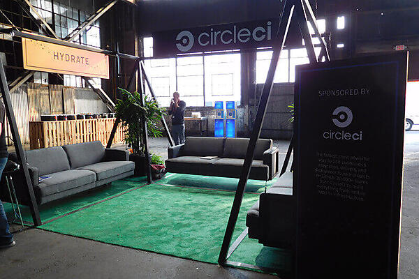 CIツールのCircleCIはベンチを用意