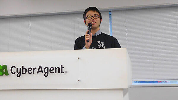 プレゼンテーションを行うNTTの露崎氏