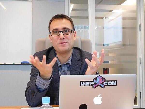 アカマイのシニアディレクター、オリー・シガール氏