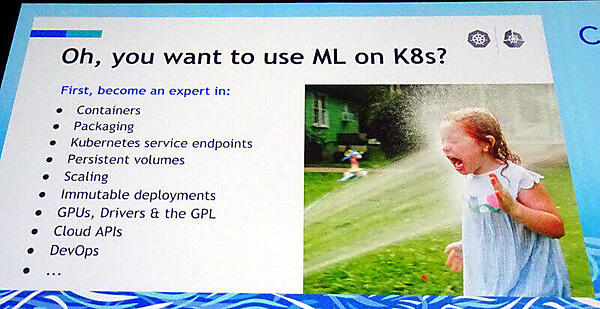 機械学習をKubernetesで実装するのは大変