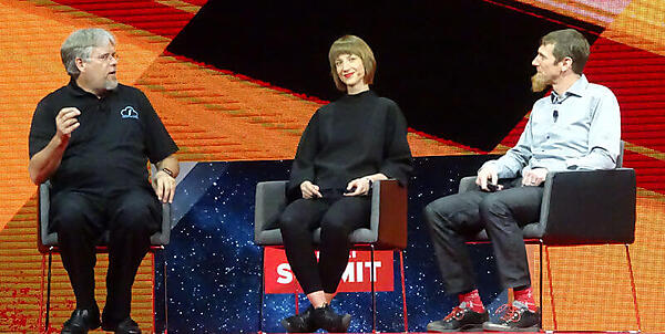 Kohl'sのRick Houdek氏（左）とGoogleのCassie Kozyrkov氏（中）