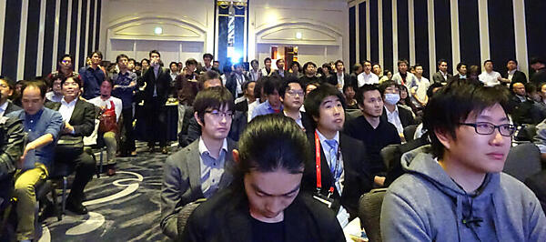 会場の参加者は真剣に誰得な話を聞き入っていた