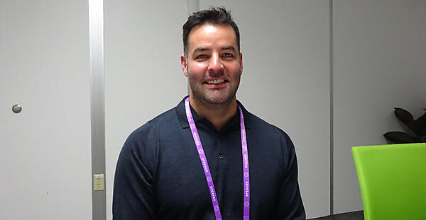 インタビューに応えてくれたJason Warner氏