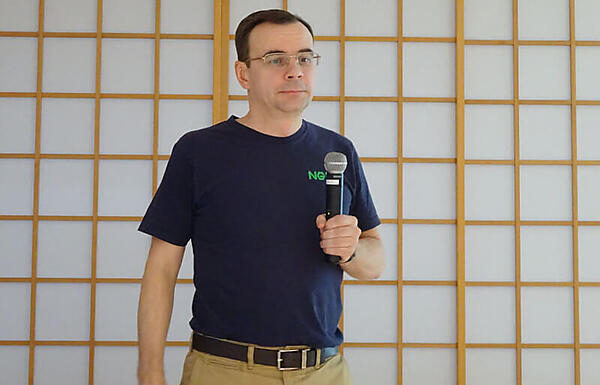 MeetupでUnitを解説するSysoev氏