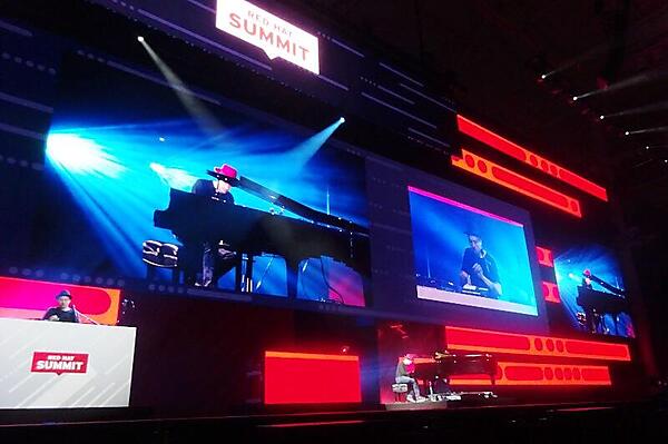 例年になく演出が施されたジェネラルセッション