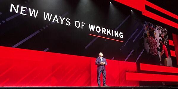 オープンイノベーションラボを紹介するJohn Allessio氏