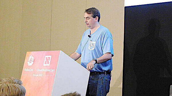 キックオフミーティングにはCNCFのDan Kohn氏が登場