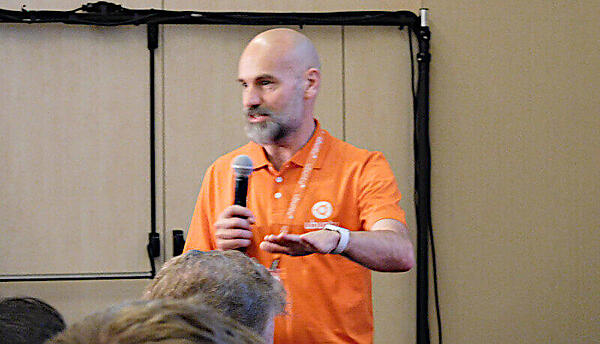 CanonicalのCEO、Matk Shuttleworth氏