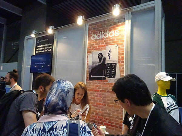 Adidasも出展