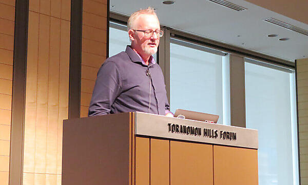 続いて登壇したMark Collier氏はOpenStack FoundationのCOO