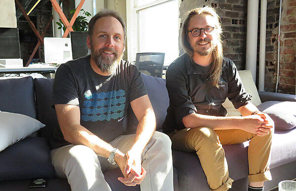 William Morgan氏（左）とOliver Gould氏（右）