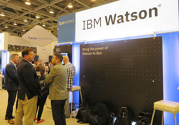 IBMはWatsonとの連携を発表したばかりということもあり、大きめのブース