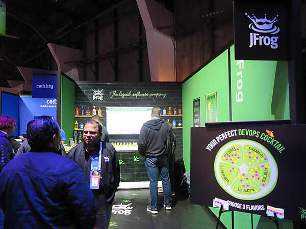 地味なブースのJFrog