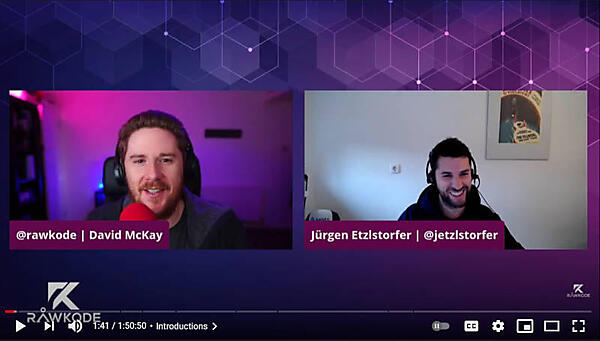 セッションを担当する2名。McKay氏（左）が質問役、Etzlstorfer氏が回答役として進行する