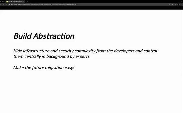 インフラを直接エンジニアに触らせないためには抽象化が必要