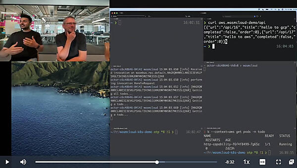 6つのターミナルを使ってGCPとAWSでの動作を見せるデモ