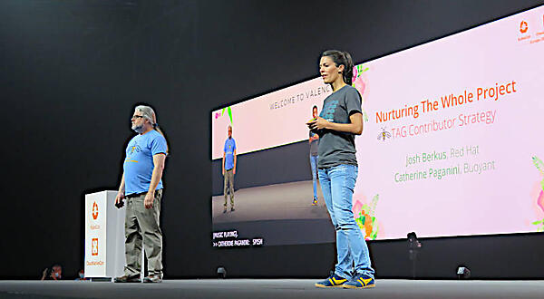 登壇するBerkus氏とPaganini氏