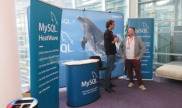 Oracleのブース。ポーランドの支社から参加