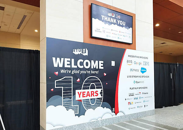 イベント開催10年目を告げるバナー
