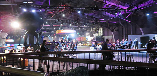 2019年のミーティングスペース。余裕たっぷりの設計だ