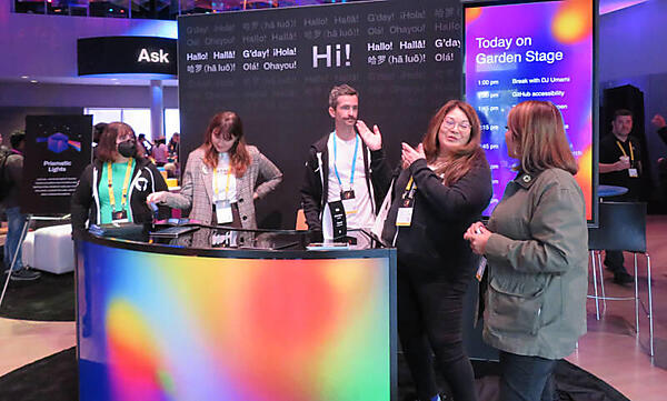 GitHub社員が常に待機しているブース