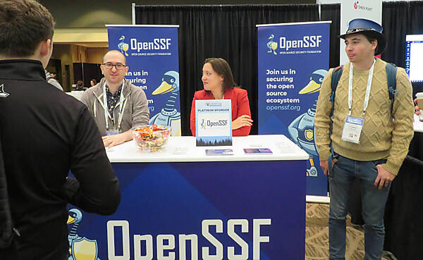 OpenSSFもブースを構えていた