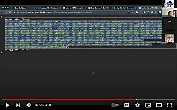 レスポンスの内容とトークンを見せて説明
