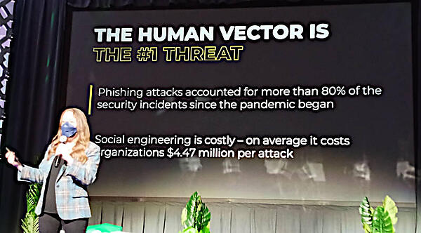 人間が関わる部分に多くのハッキングされる余地があると説明するTobac氏