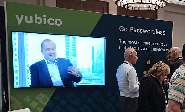 Yubicoのブースは常に参加者でにぎわっていた