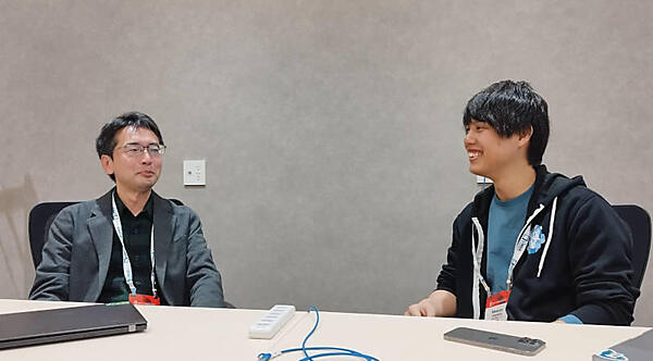 日立の中村氏（左）とサイバーエージェントの青山氏（右）