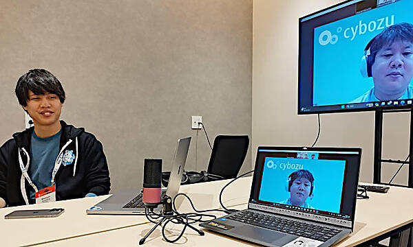 オンライン会議で参加したサイボウズの武内氏（右）