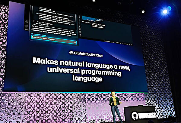 Copilot Chatの解説とデモを行ったAllison Weins氏