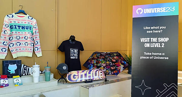 クリスマスが近いと増殖するアグリーなセーターが今回の目玉