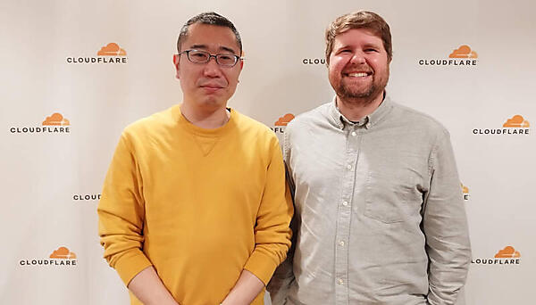 和田氏（左）とRobinett氏（右）