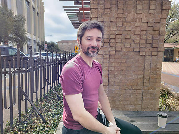 会場の外でインタビューを受けるSolomon Hykes氏